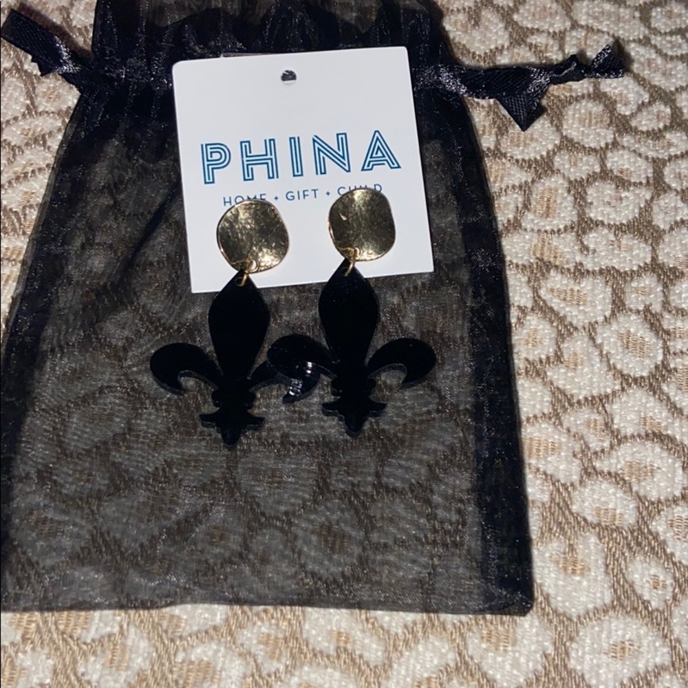 ⚜️🖤💛BLACK AND GOLD FLEUR DE LIS SAINTS EARRINGS